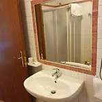 Ξενοδοχείο με διαμερίσματα La Rocca 3*