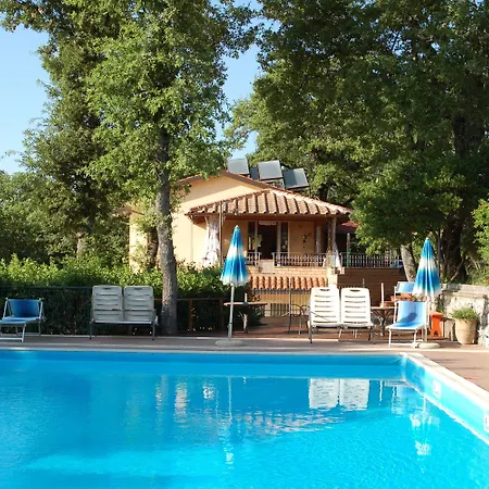 拉罗卡公寓 4* 马焦内