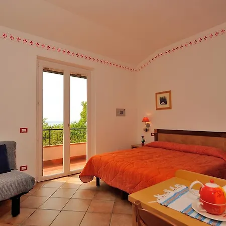 La Rocca Lejlighedshotel 4*