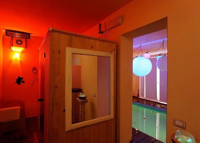 Ξενοδοχείο με διαμερίσματα La Rocca 4*