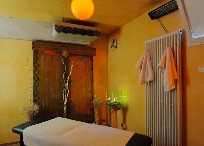 Ξενοδοχείο με διαμερίσματα La Rocca 4*