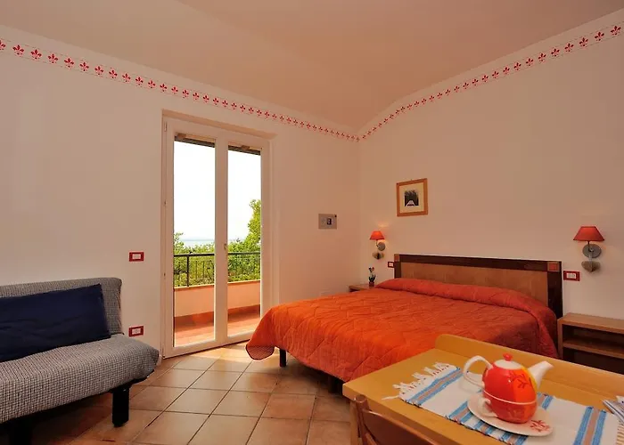 La Rocca Ξενοδοχείο με διαμερίσματα 4*