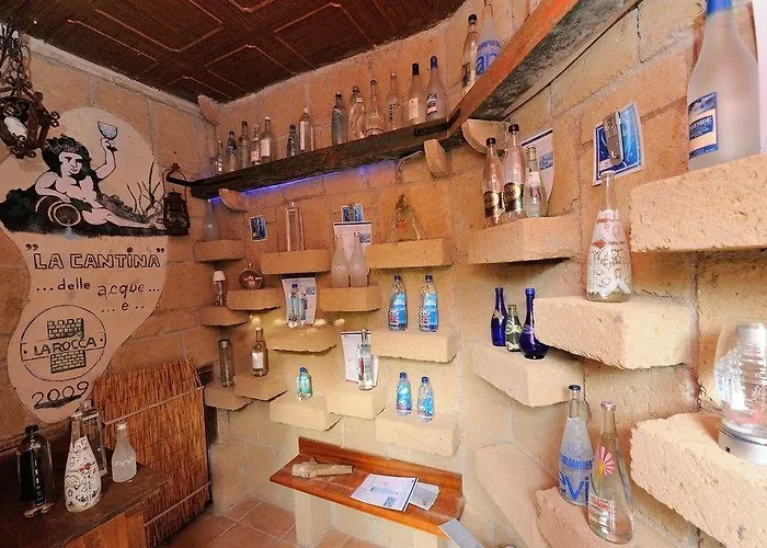 Ξενοδοχείο με διαμερίσματα La Rocca